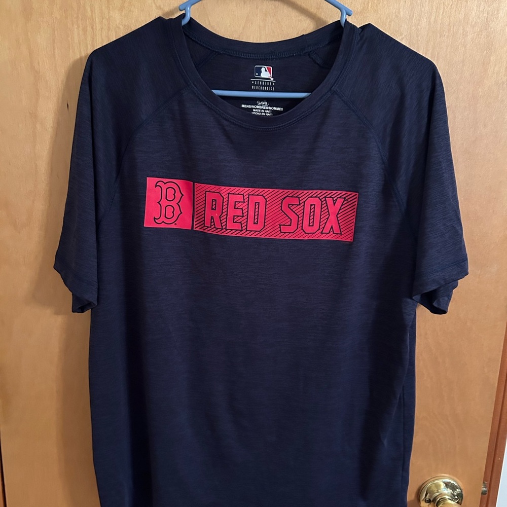 Boston Red Sox Men's Navy Performance Tee